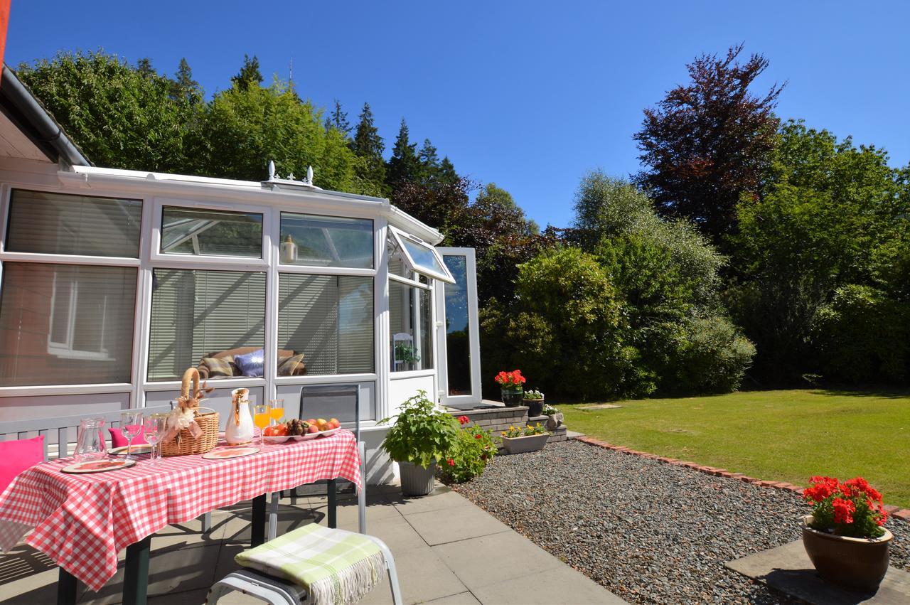 Cedar Cottage Dunoon Exterior photo